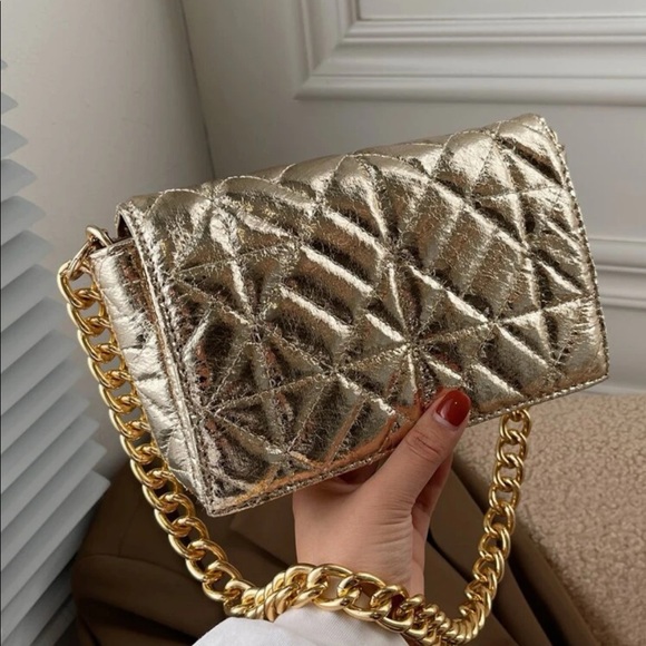 Handbags - Gold Quilted chain handle shoulder handbag, purse bag